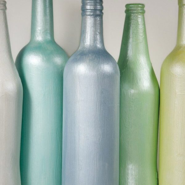 bottle-painted-with-chalk-paint-colours-mixed-with-pearlescent-glaze-by-annie-sloan-896-logo-600x900-2-600x600.jpg
